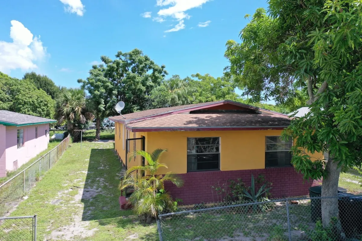 Aerial view of a Florida property purchased as-is by FL Home Buyers
