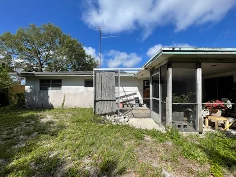 Tequesta exterior condition reviewed during the first property look